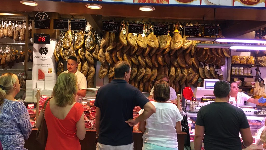 Scenic Mallorca route for road trip car rental from Palma city centre