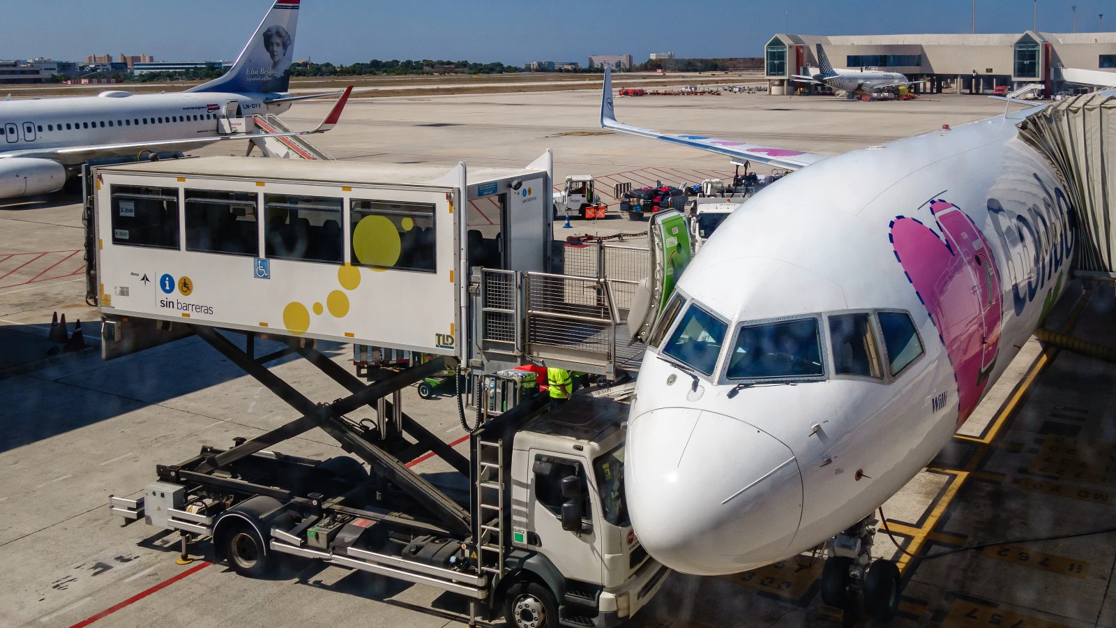 Accessible facilities and car rental return area at Palma de Mallorca Airport