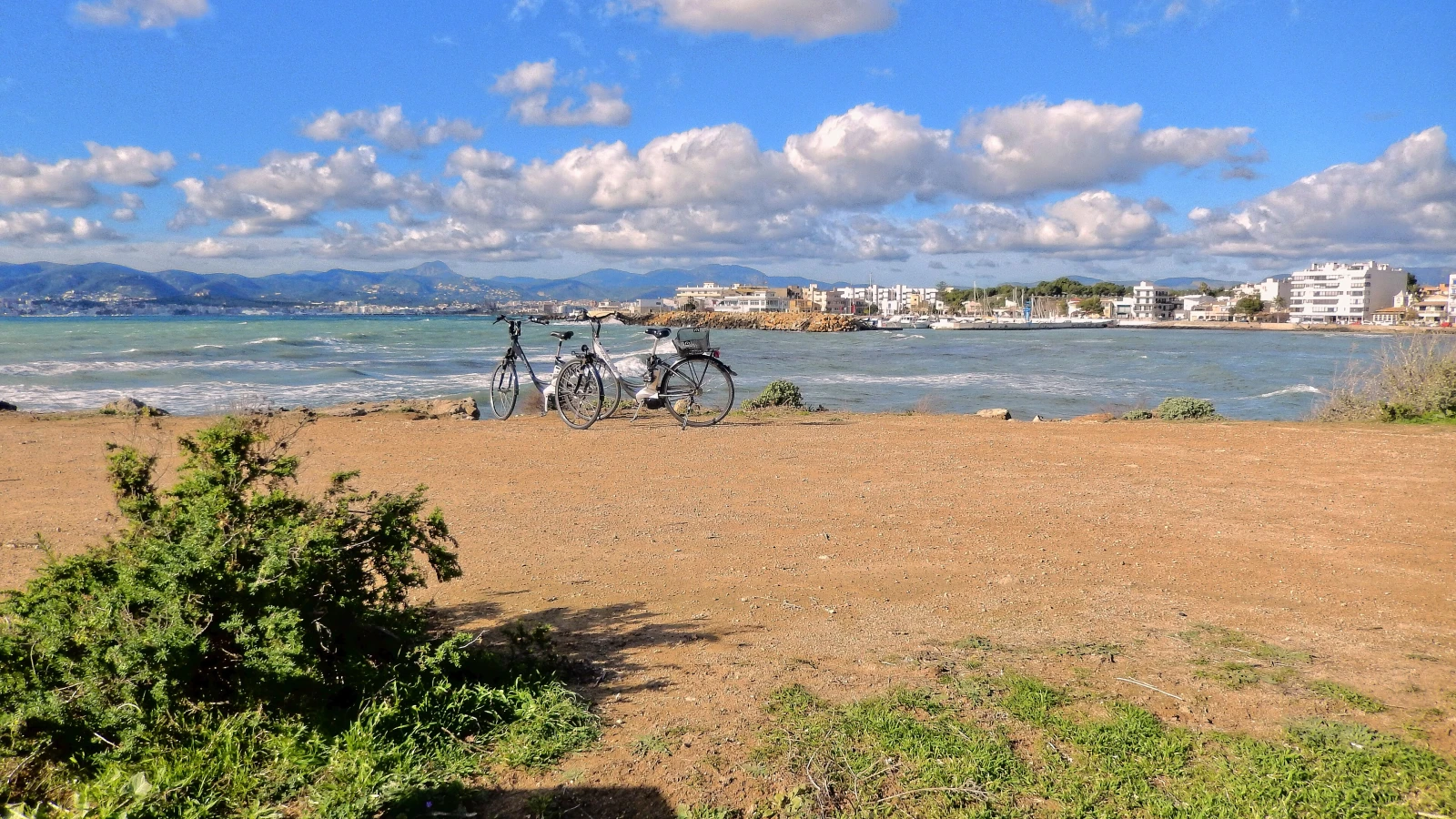 Last minute car rental near Palma de Mallorca airport available same day