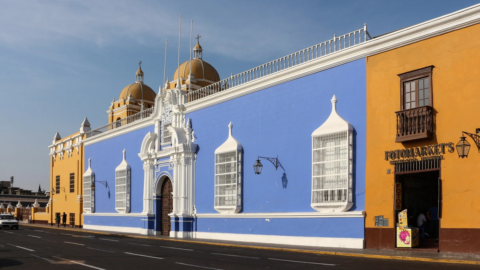 Archiepiscopal Palace next to La Seu Cathedral on Palma de Mallorca driving circuit