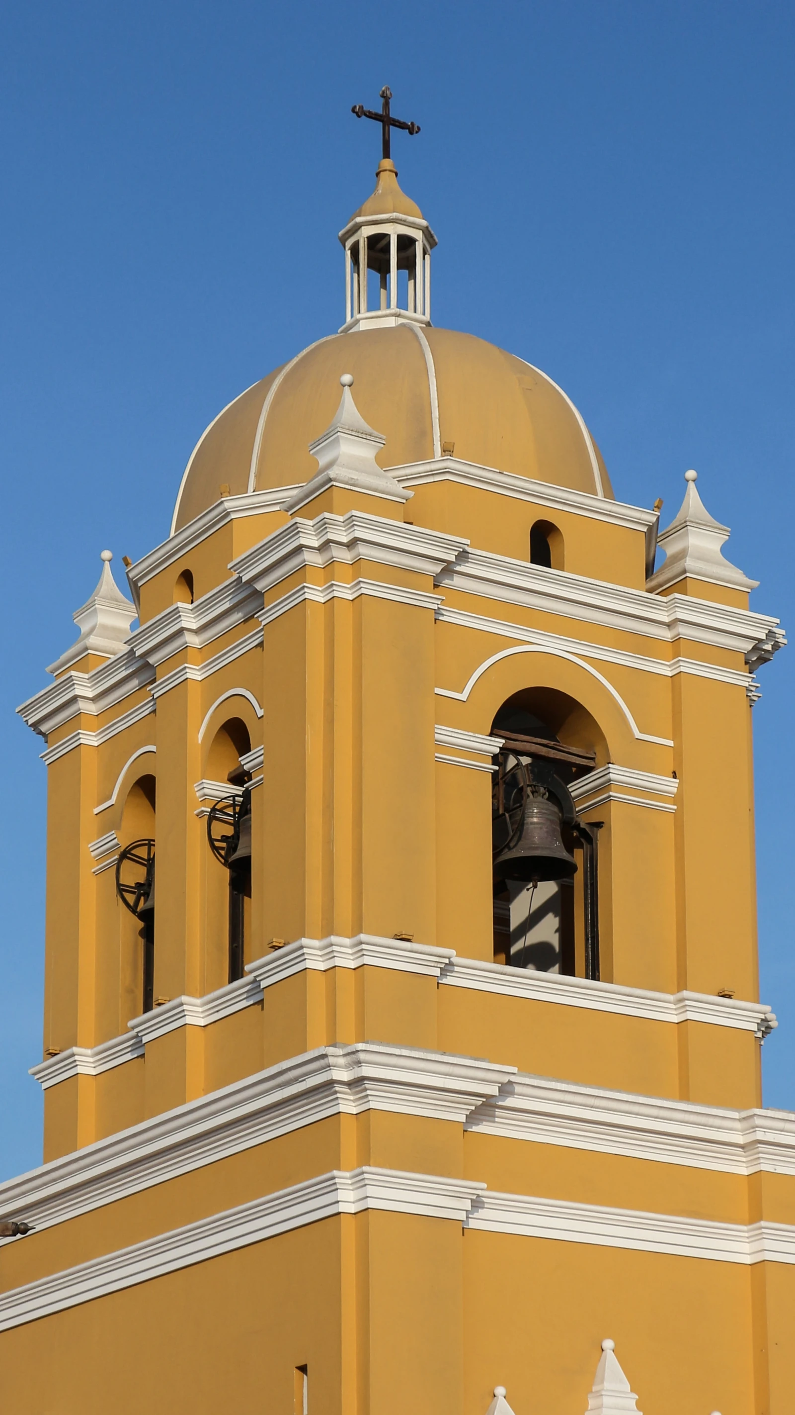Day trip driving route from Catedral de Santa María through Palma de Mallorca old town